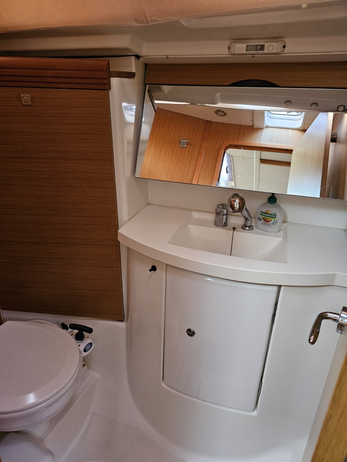 Sun Odyssey 42 i — photo 20