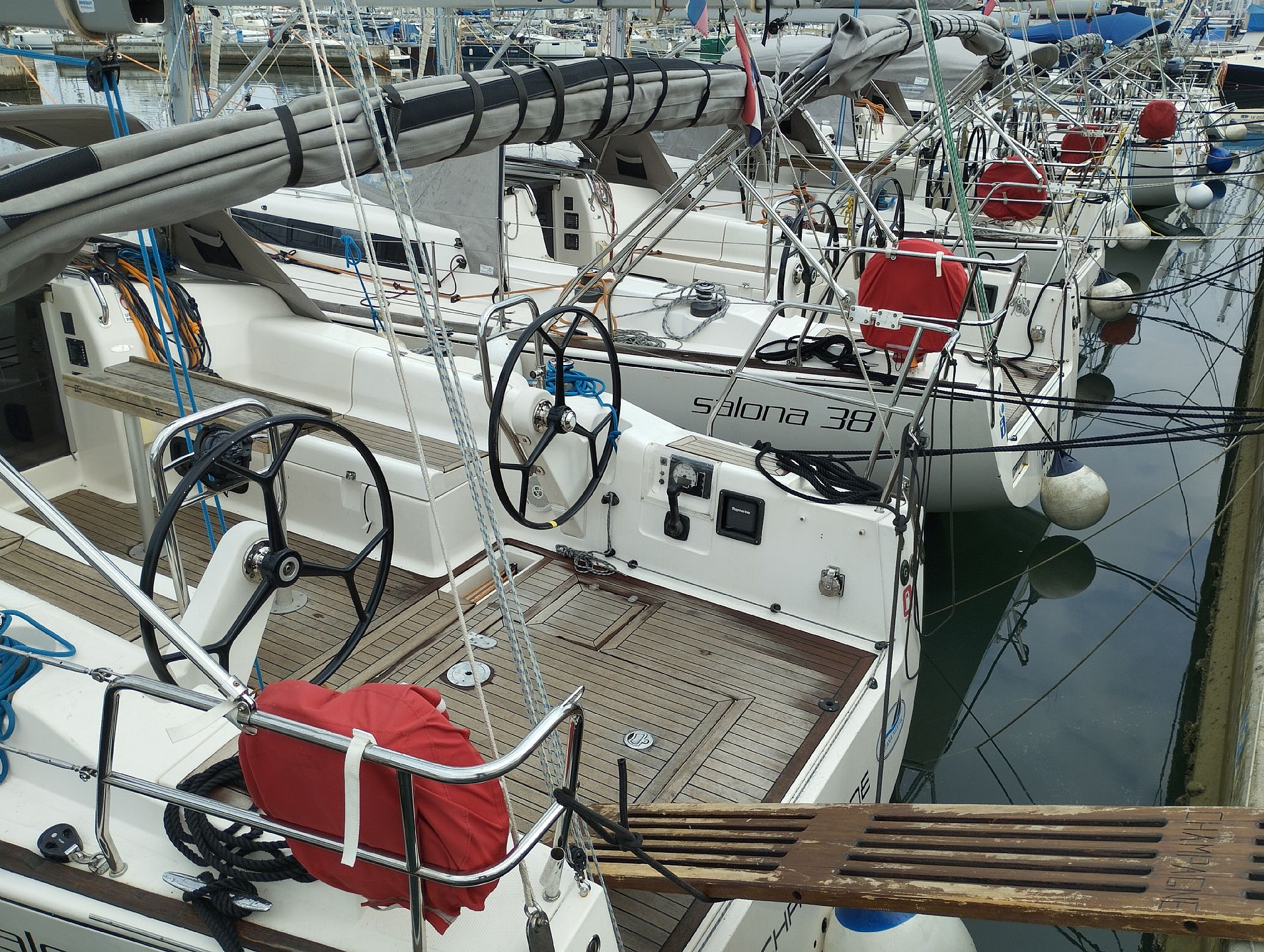 Salona 38 — photo 4