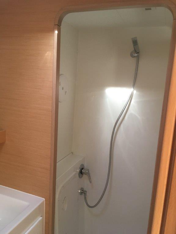 Lagoon 42 — photo 10