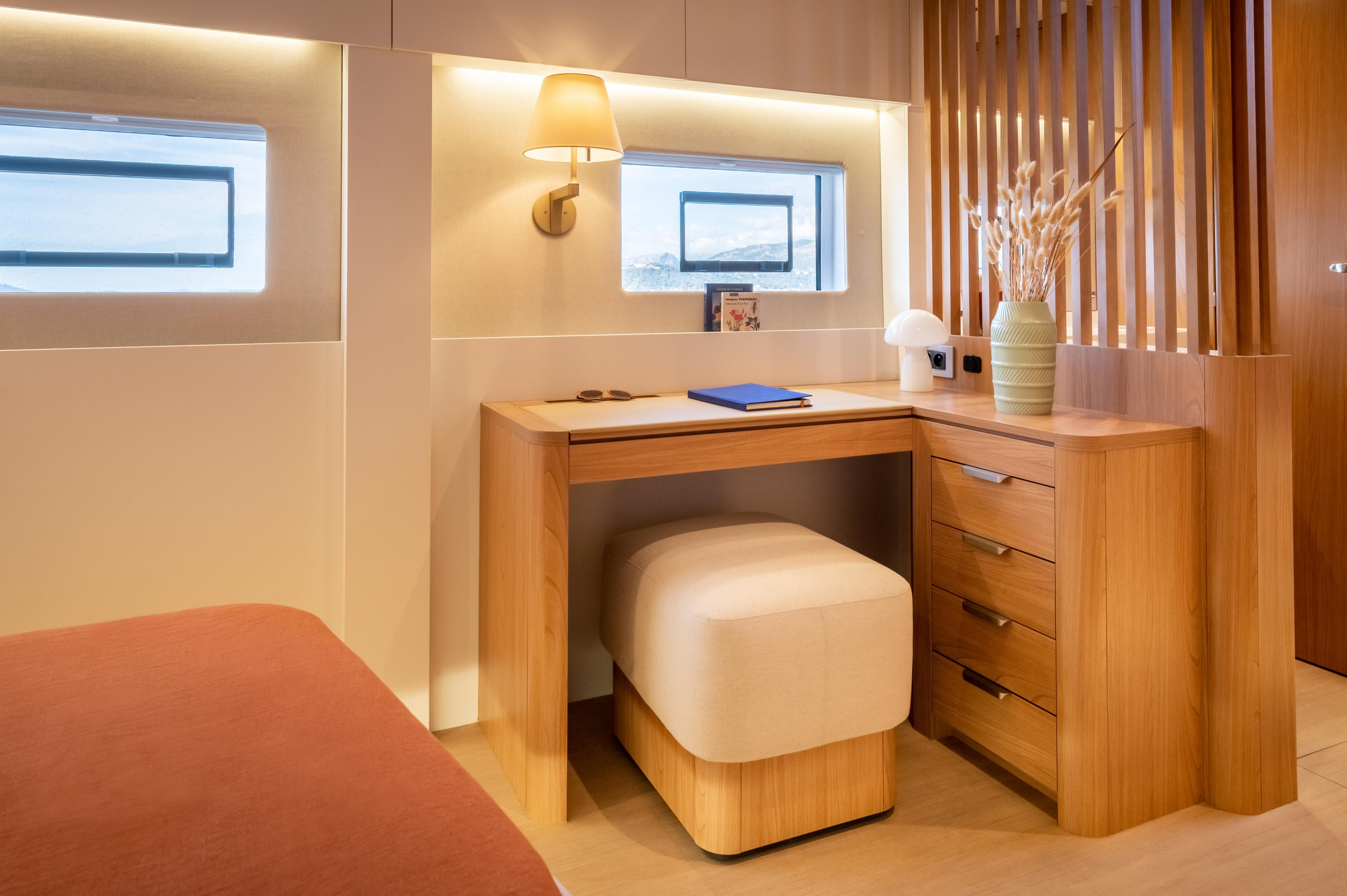 Bali 5.8 (4 cabins) — photo 2