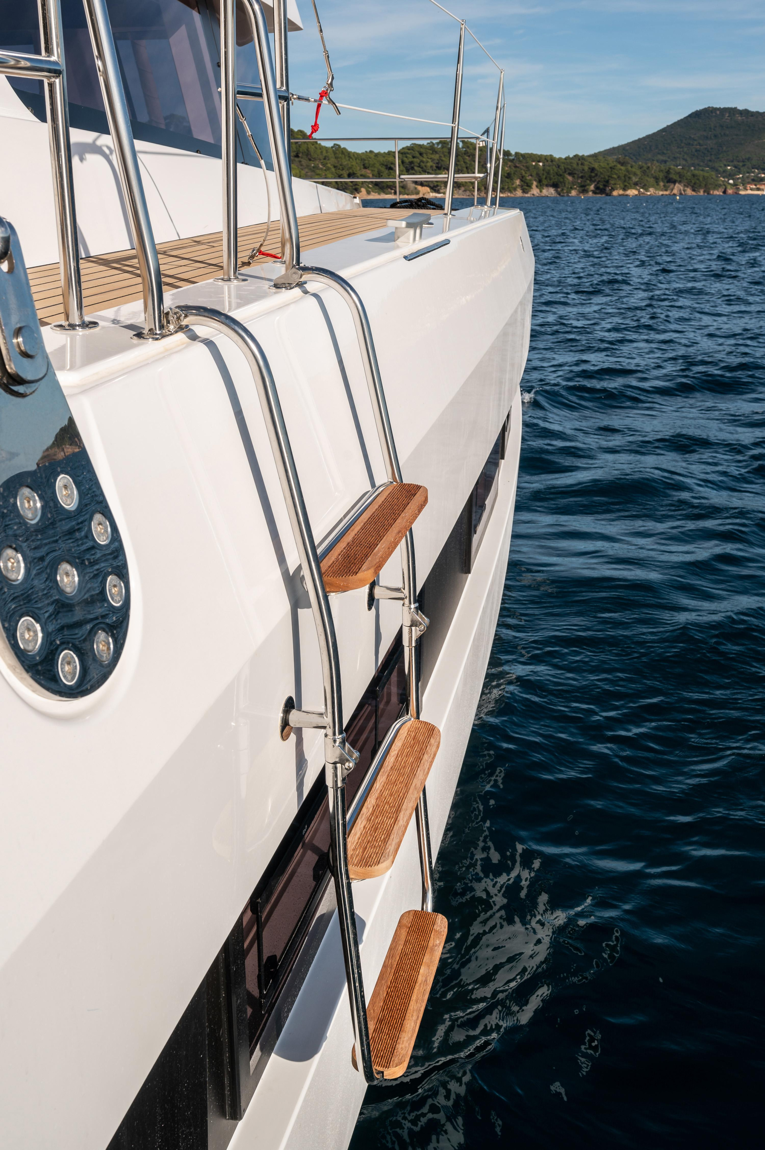 Bali 5.8 (4 cabins) — photo 4