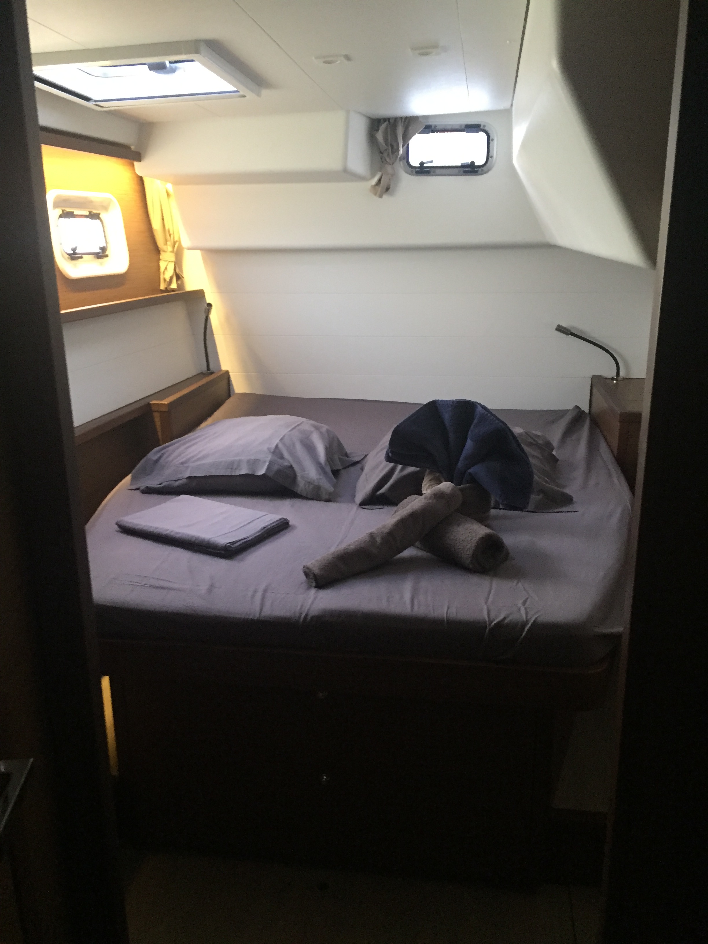 Lagoon 450 SporTop — photo 5