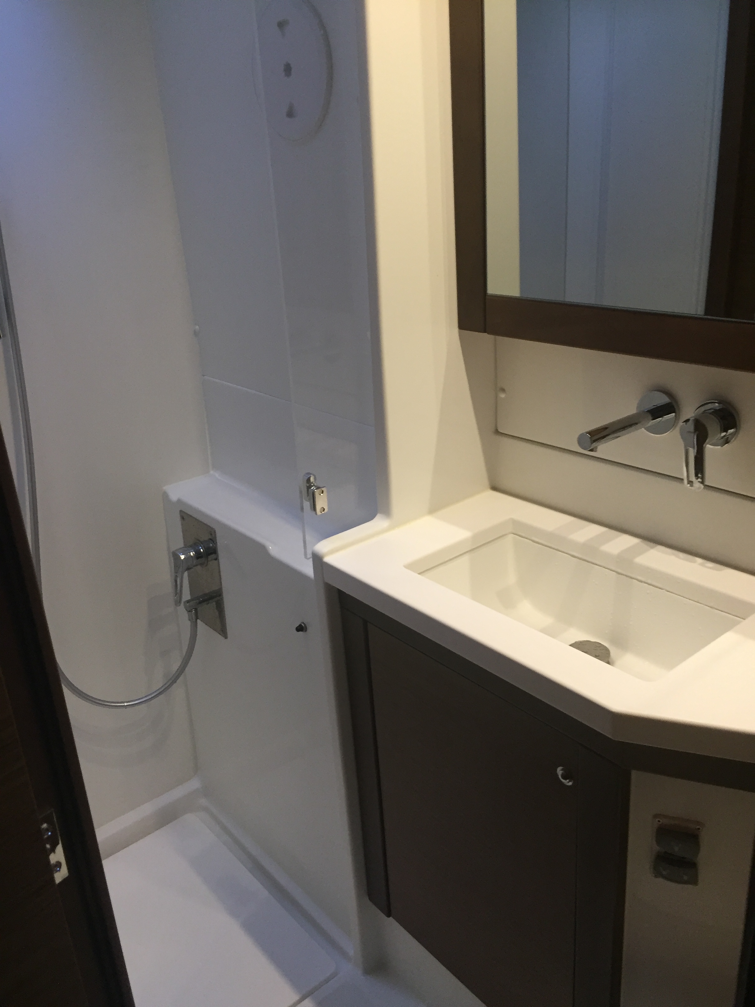 Lagoon 450 SporTop — photo 21