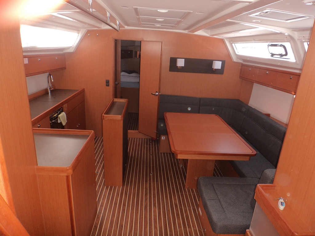 Bavaria Cruiser 46 — photo 6