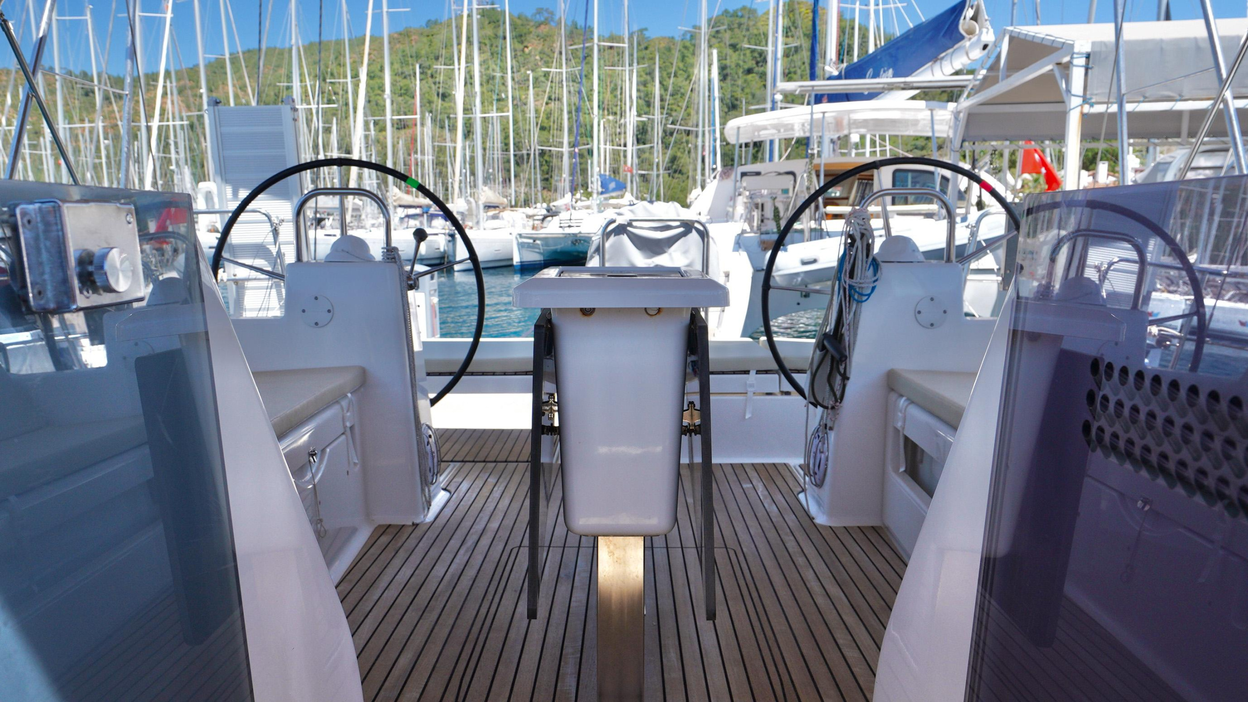 Dufour 460 Grand Large — photo 13