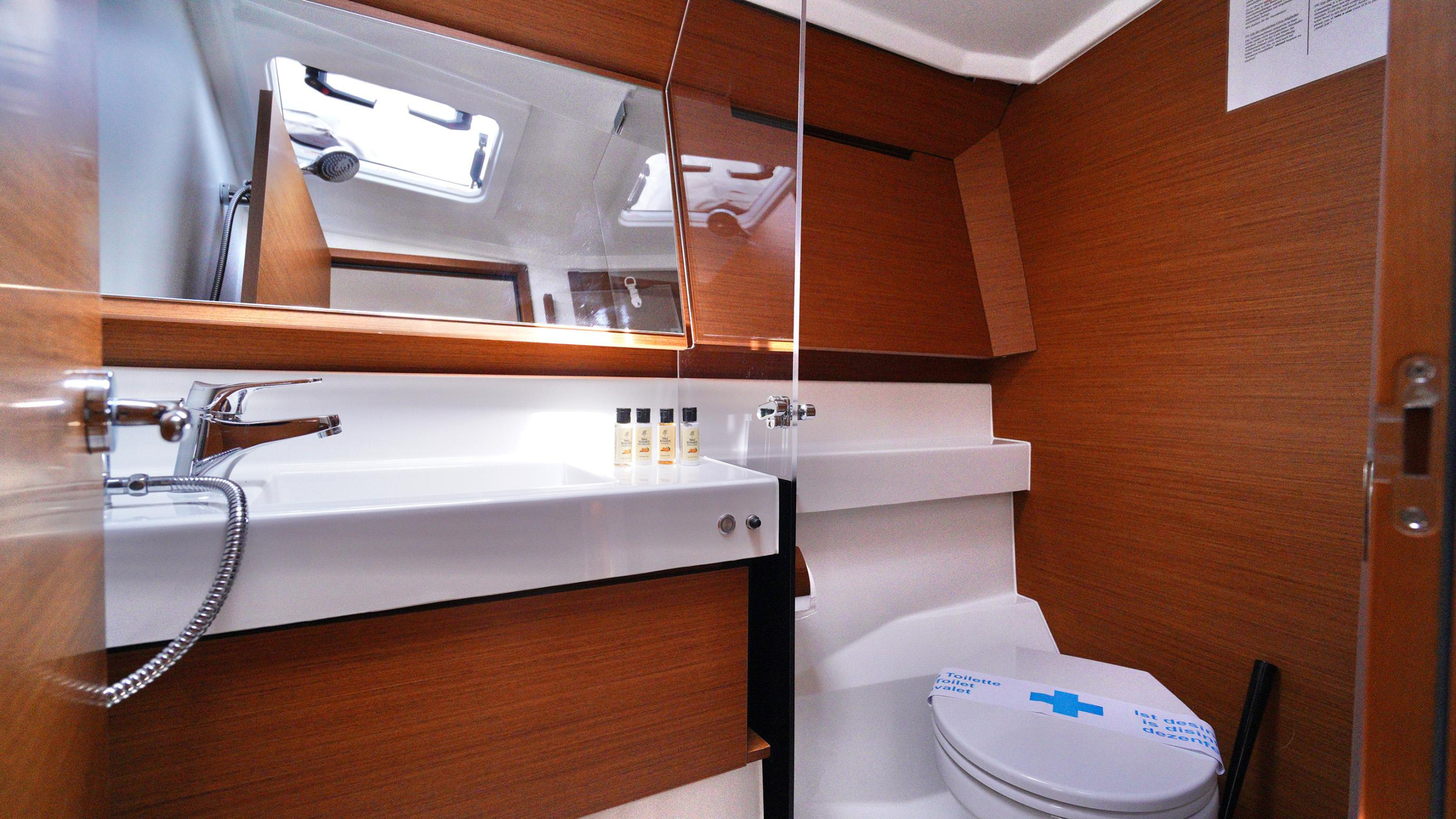 Sun Odyssey 410 — photo 5