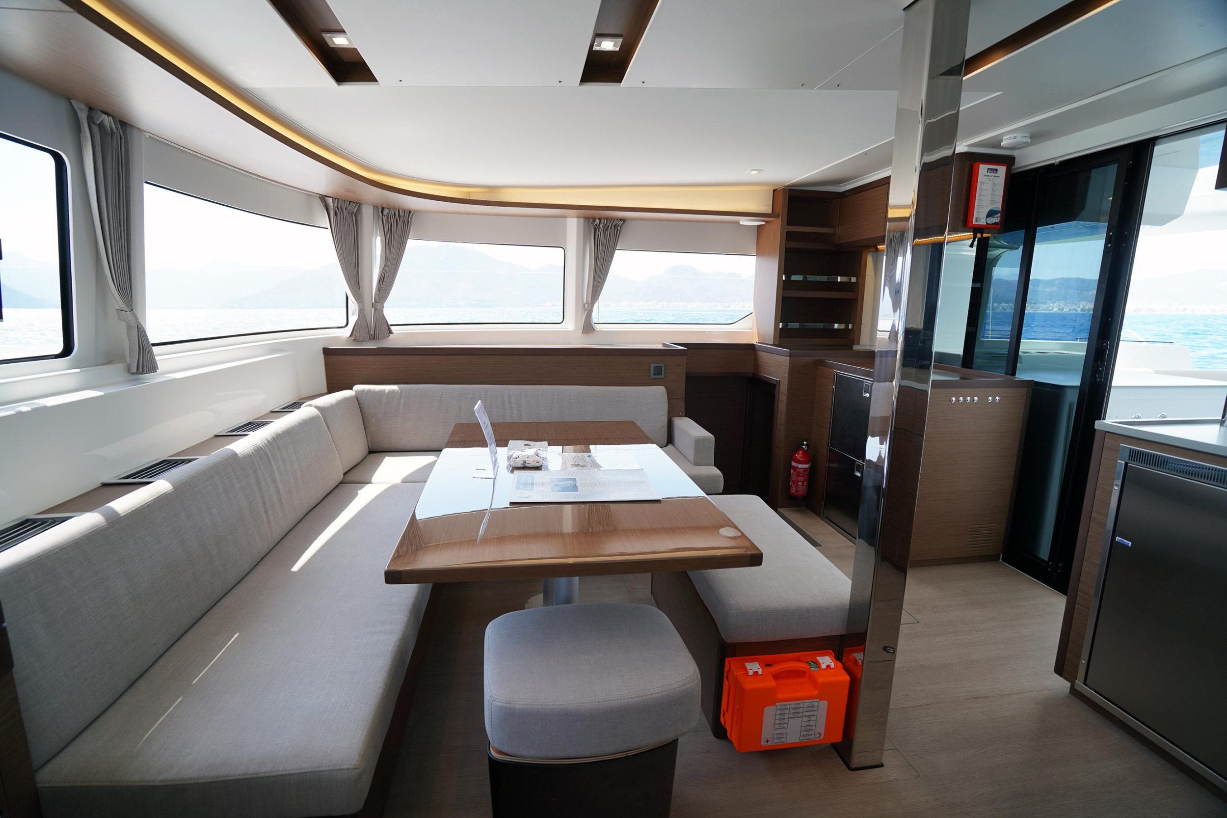 Lagoon 46 — photo 10