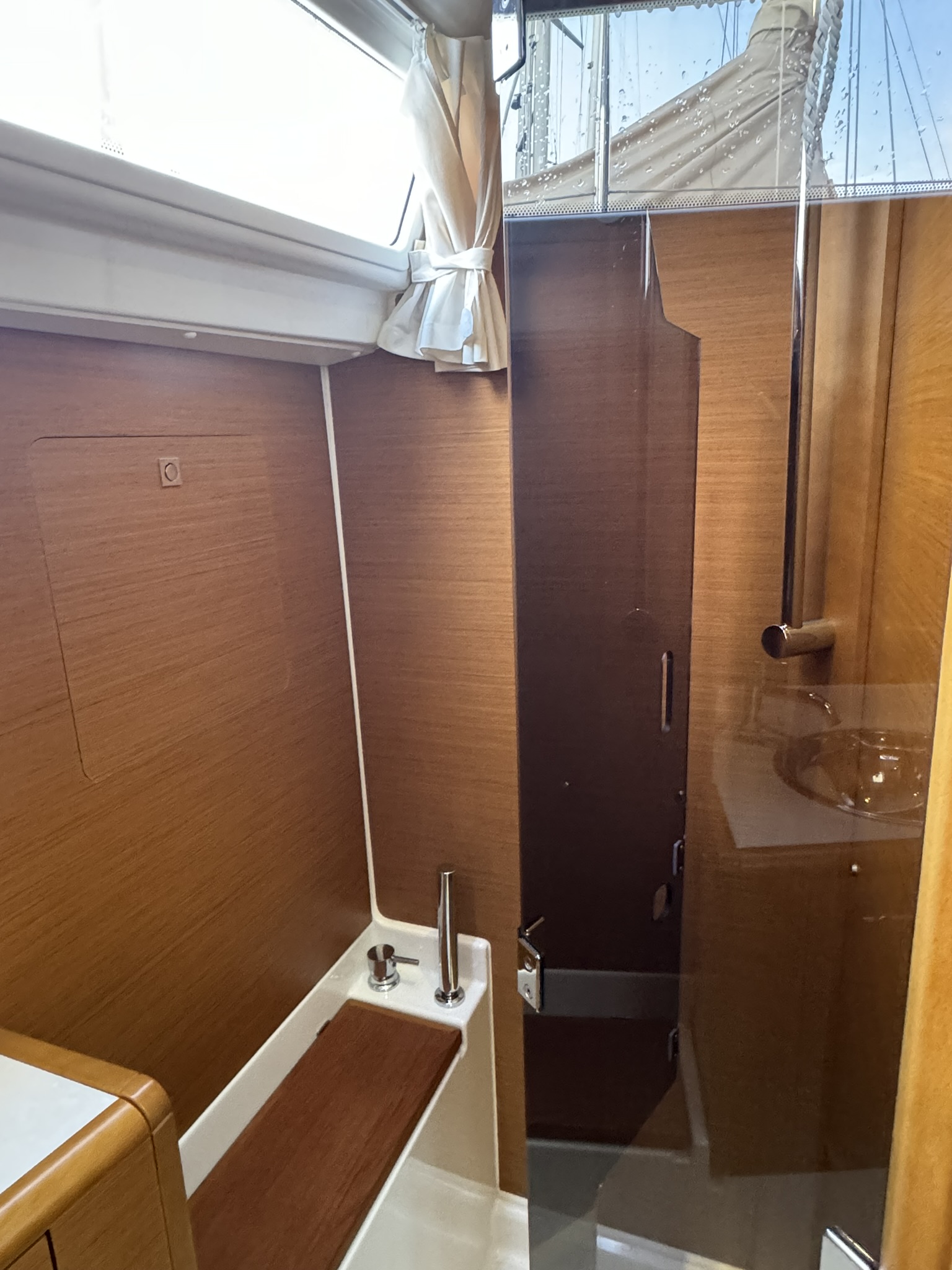 Sun Odyssey 409 — photo 3