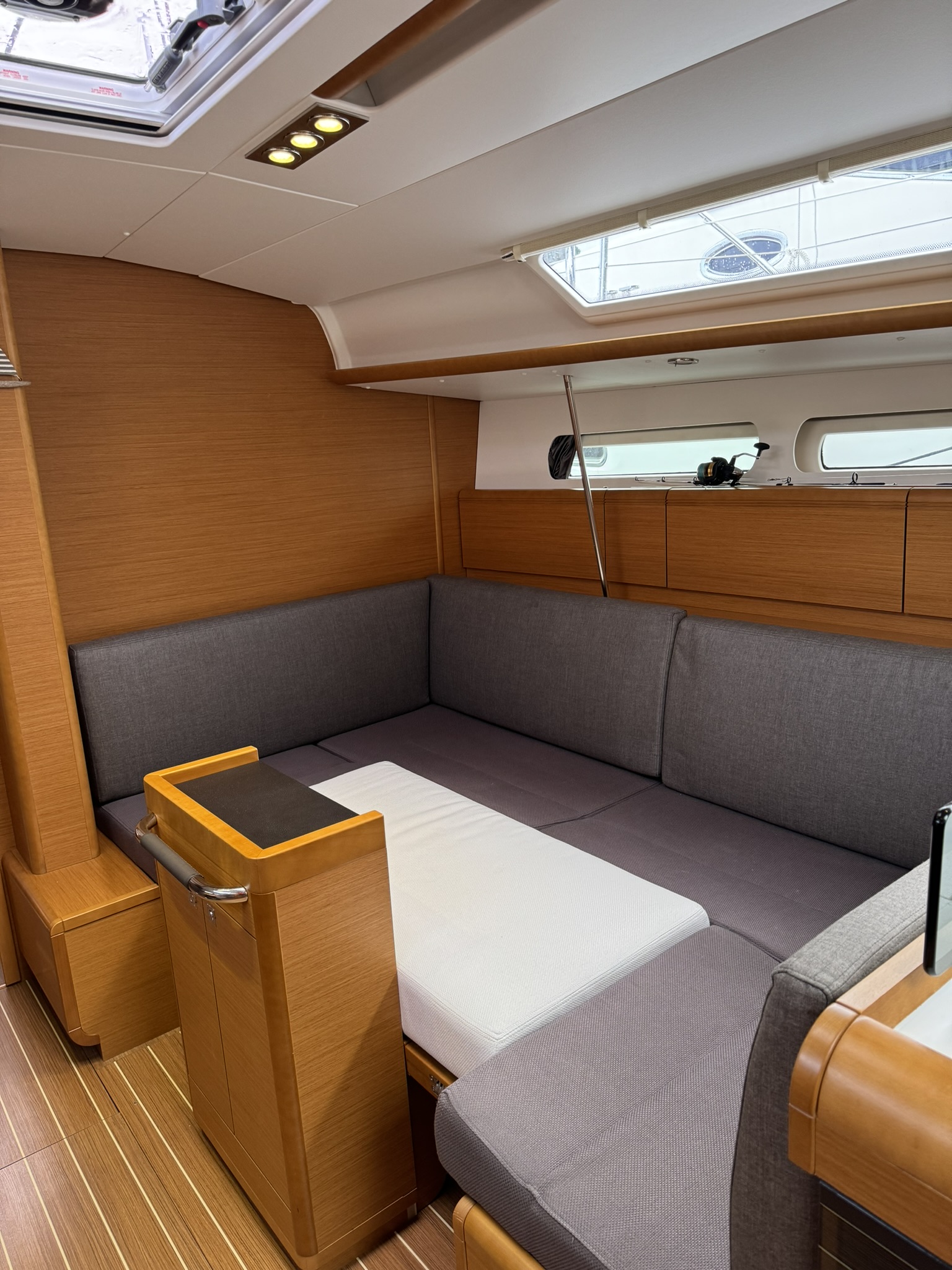 Sun Odyssey 409 — photo 17