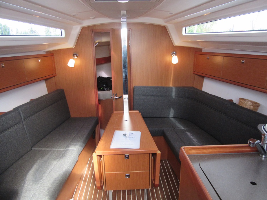 Bavaria Cruiser 34 - 6b — photo 2