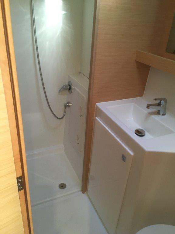 Lagoon 42 — photo 10