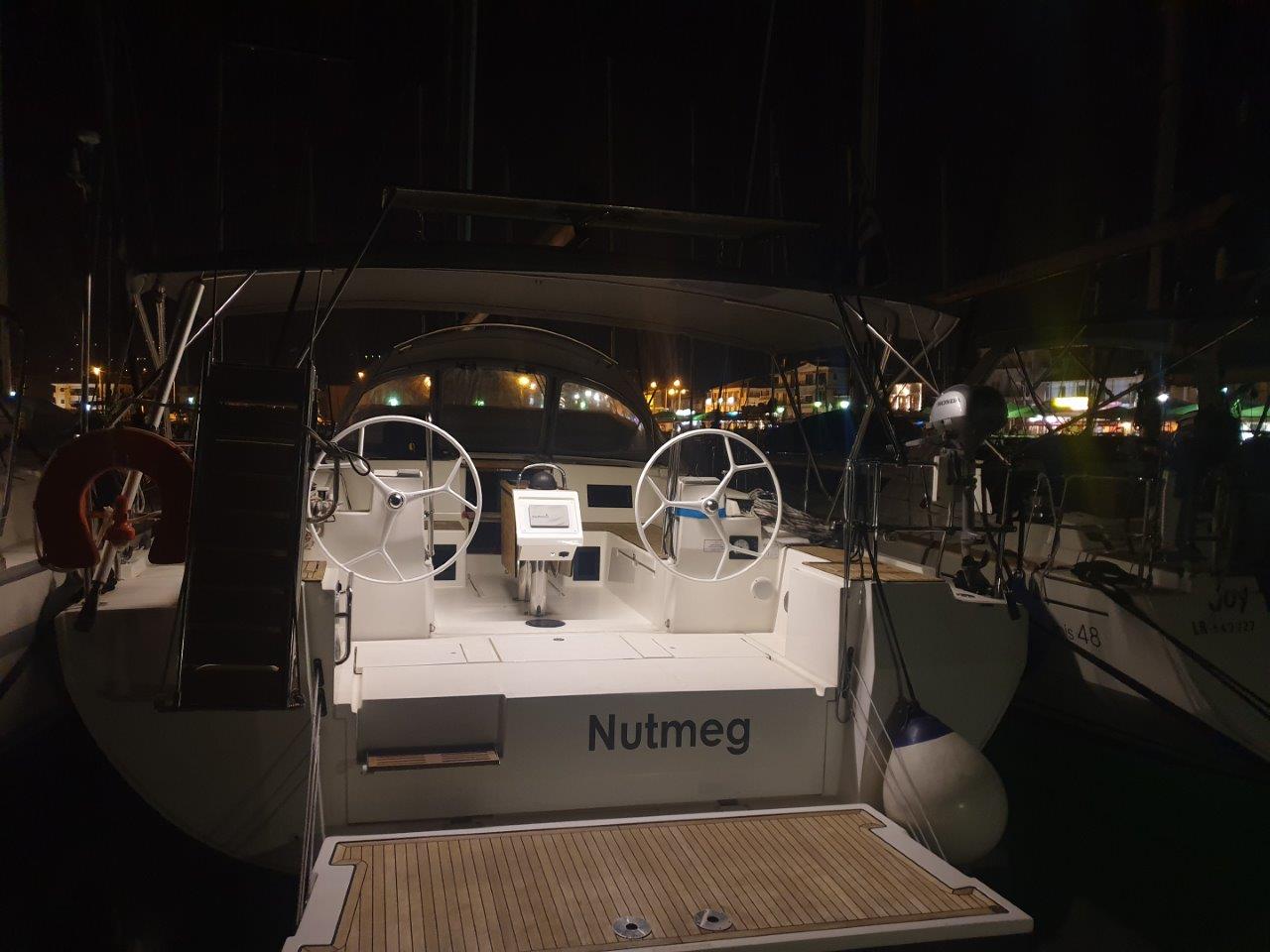 Bavaria C45 — photo 17