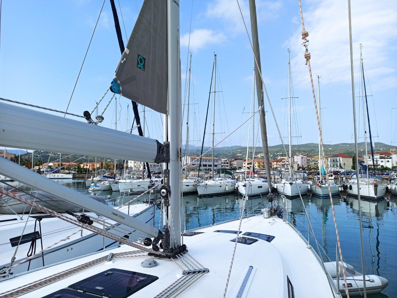 Bavaria 45 Cruiser — photo 16