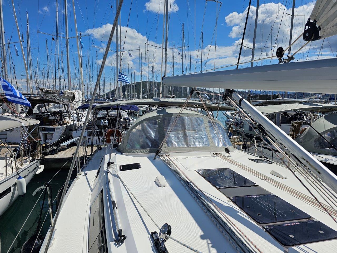 Bavaria 51 Cruiser — photo 13