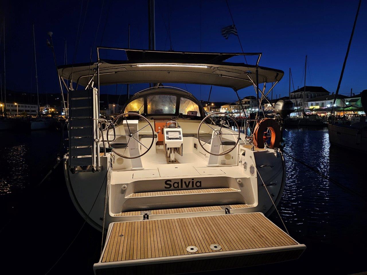 Bavaria 51 Cruiser — photo 7