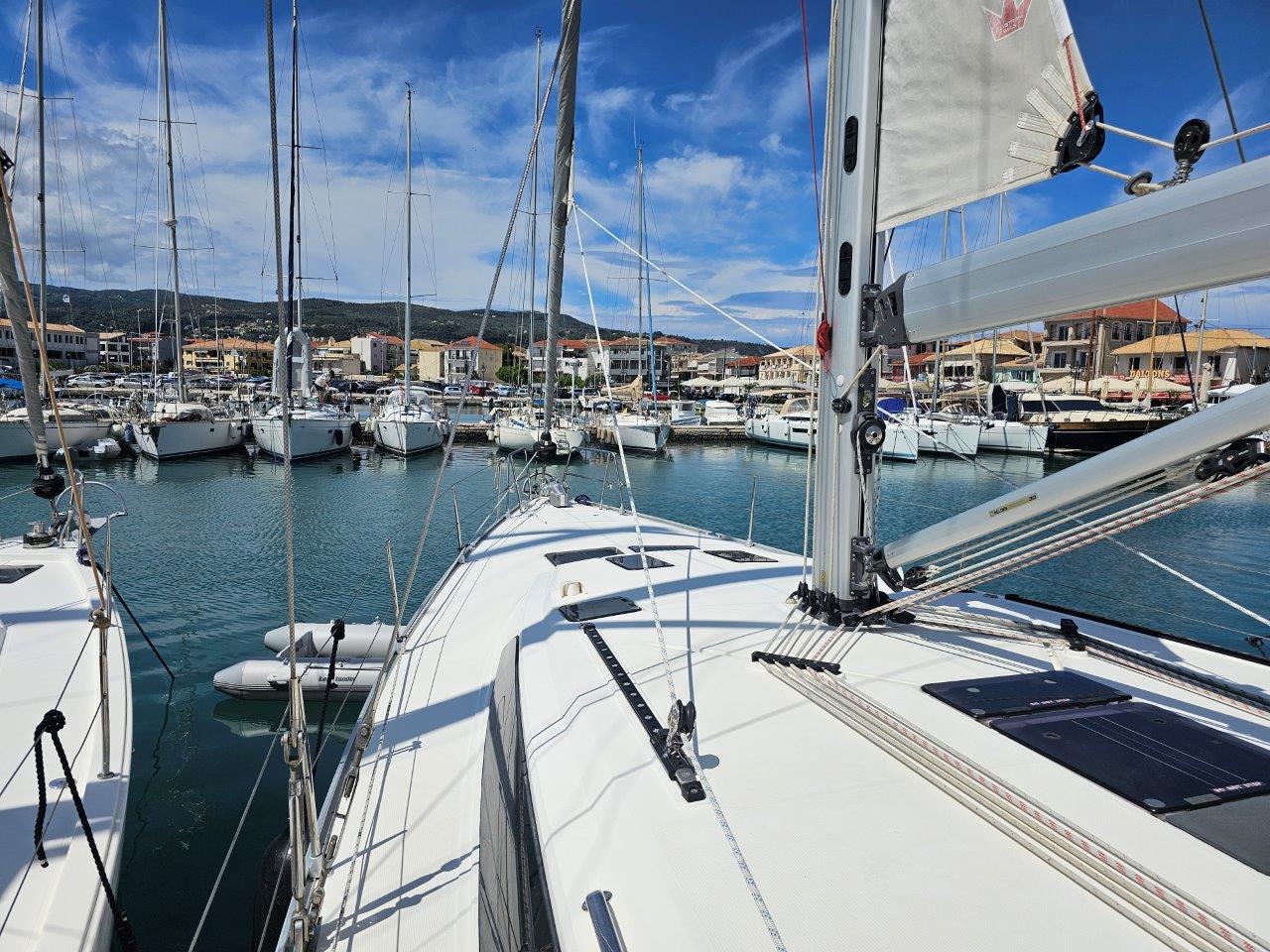 Bavaria 51 Cruiser — photo 2