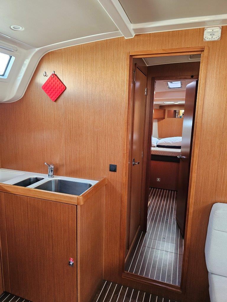 Bavaria 51 Cruiser — photo 3