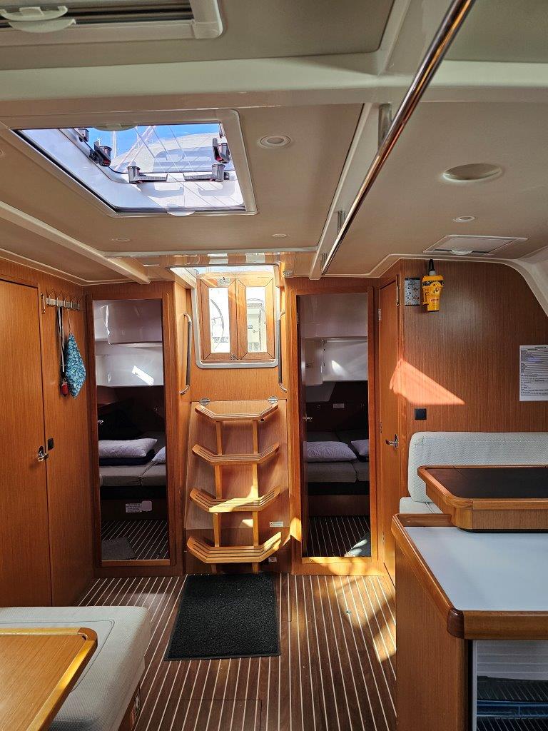 Bavaria 51 Cruiser — photo 11
