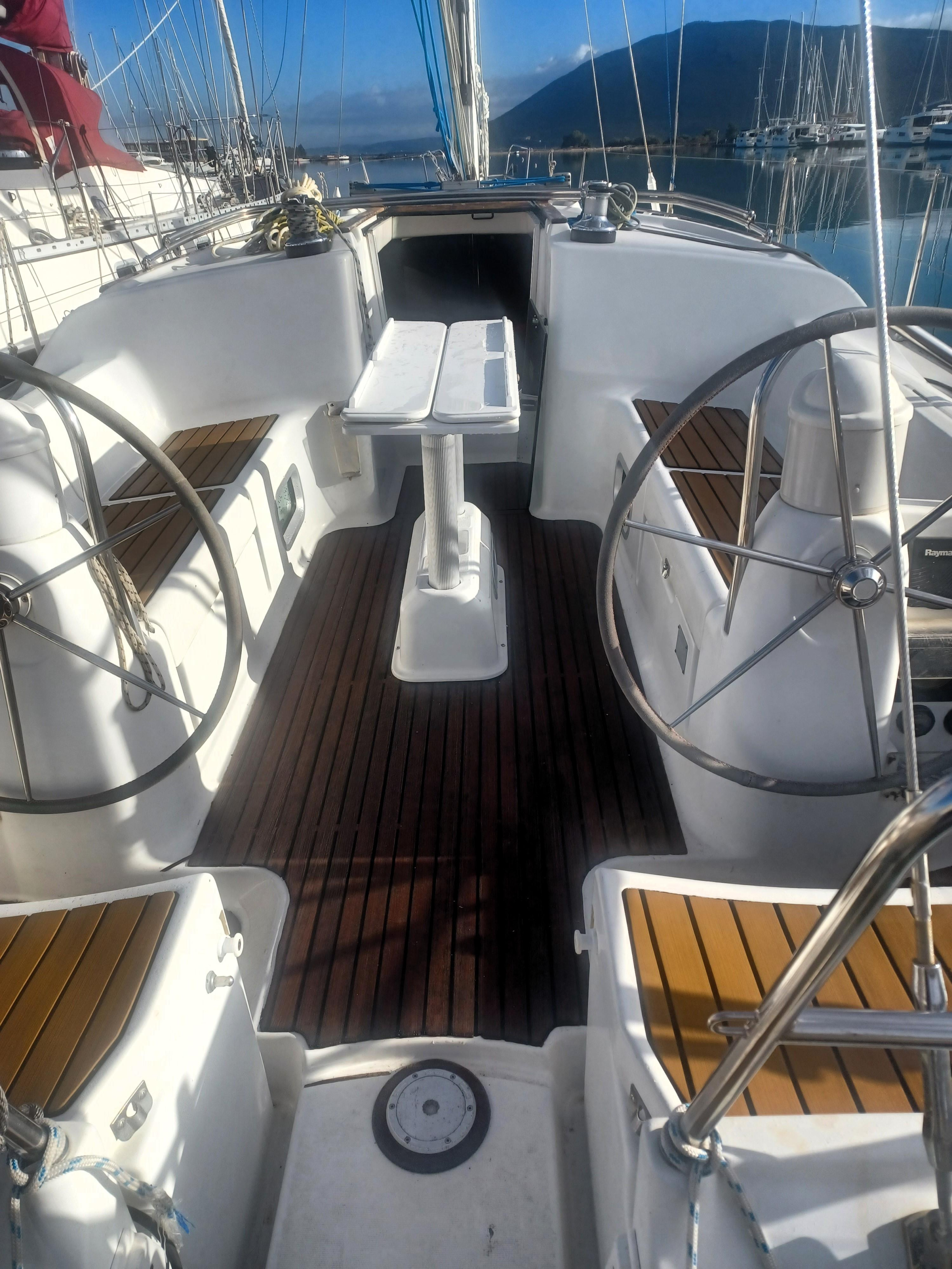 Sun Odyssey 40.3 — photo 3