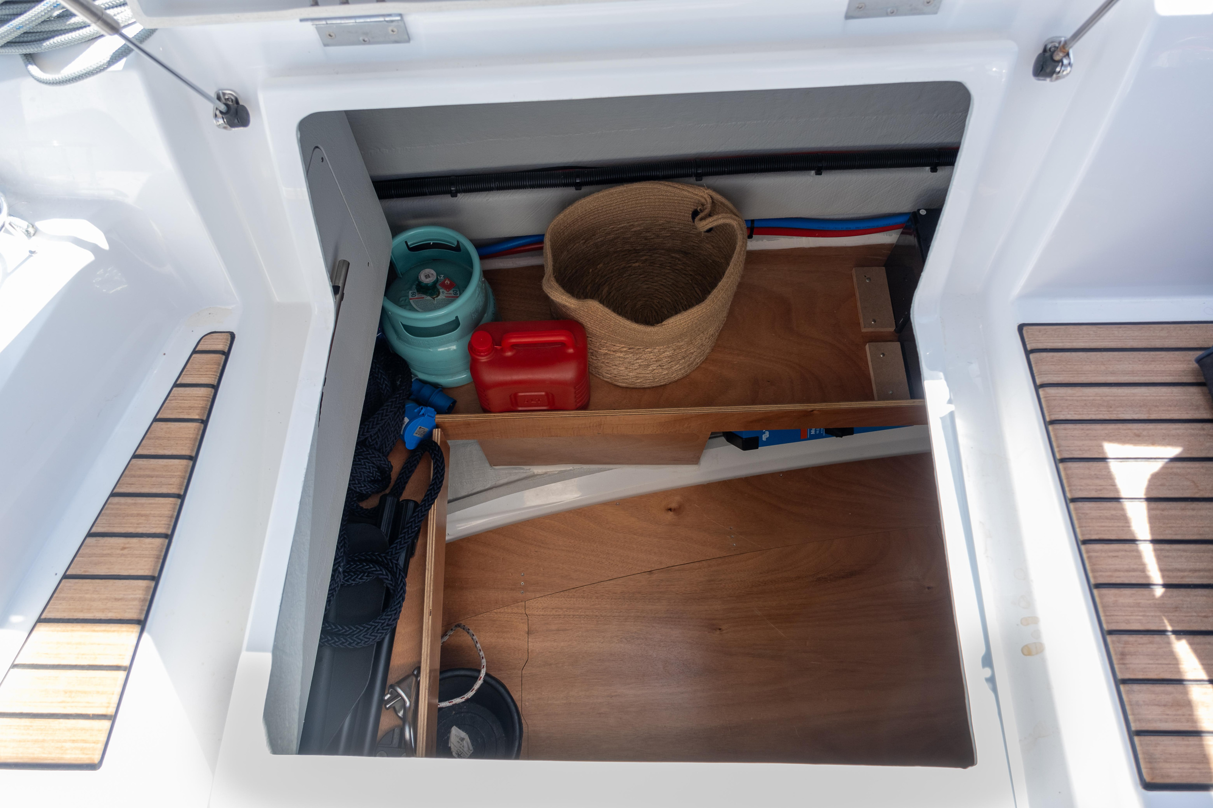 Oceanis 34.1 — photo 3