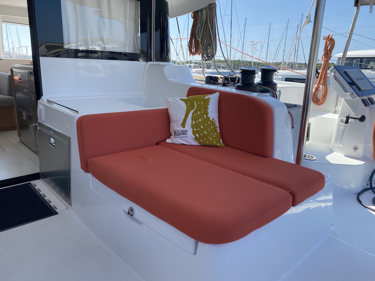 Excess 14 — photo 8