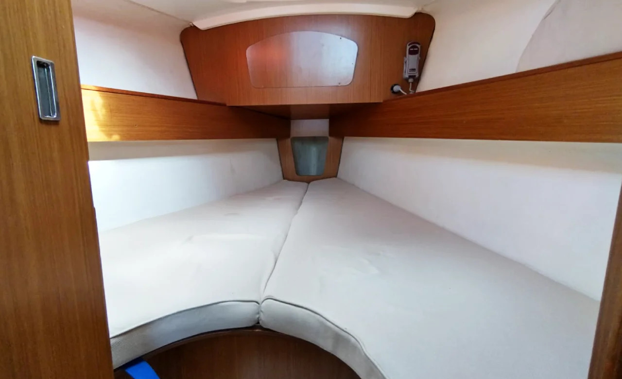 Sun Odyssey 32i — photo 3