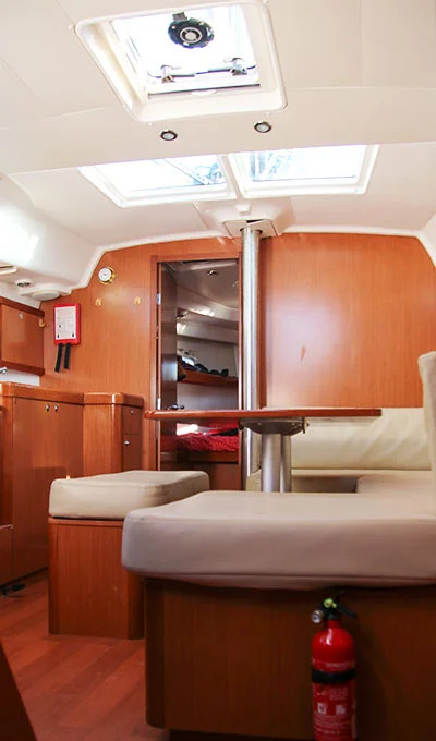Oceanis 40 — photo 11