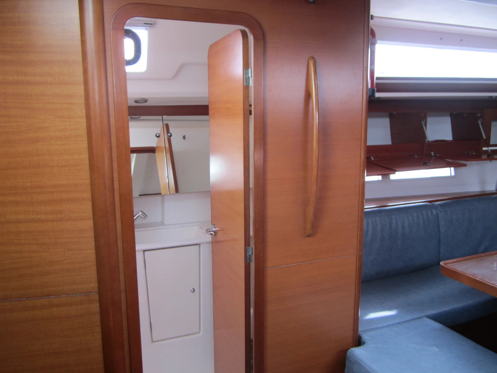 Dufour 445 "Grand Large" — photo 6