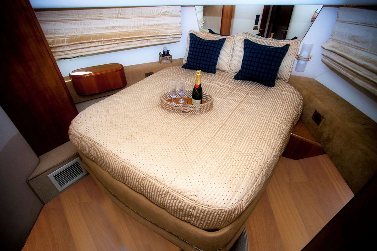 Azimut 58 — photo 9