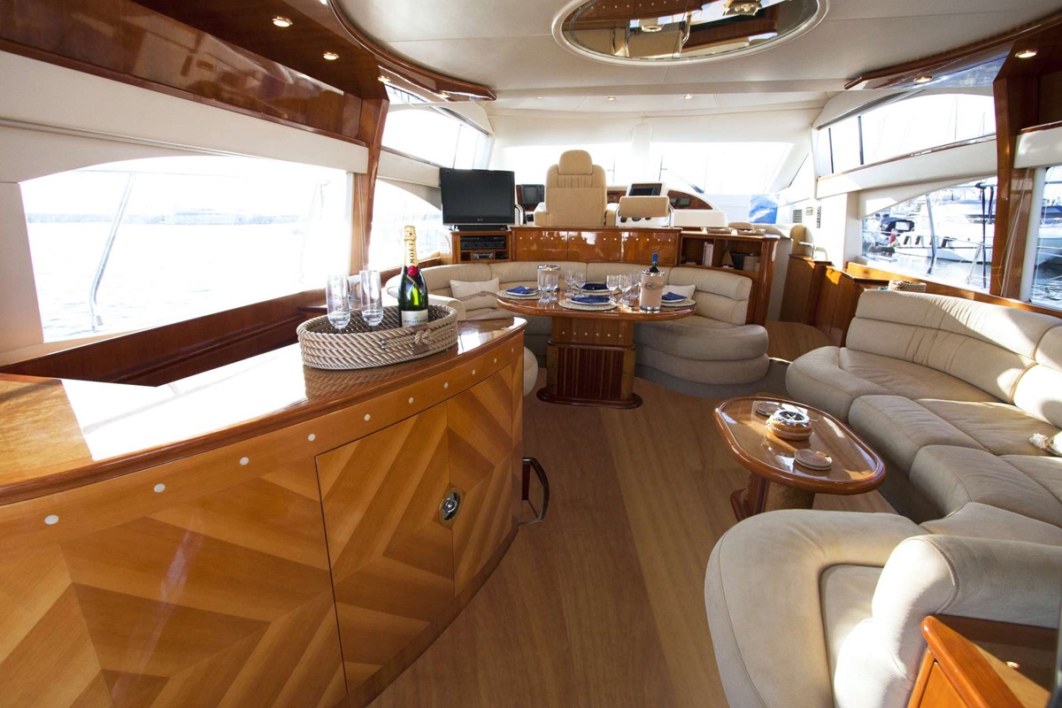 Azimut 58 — photo 6