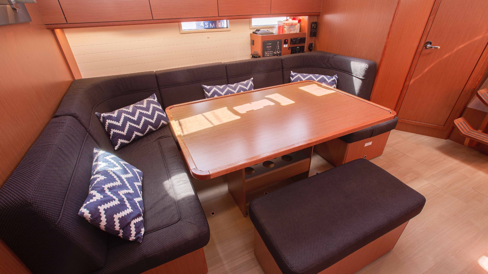Bavaria 46 Cruiser — photo 19