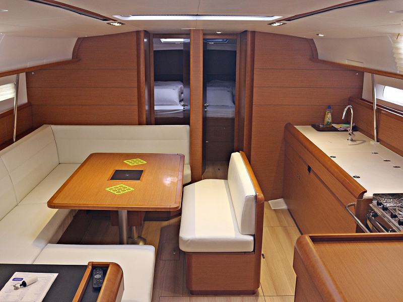SUN ODYSSEY 509 BT — photo 11