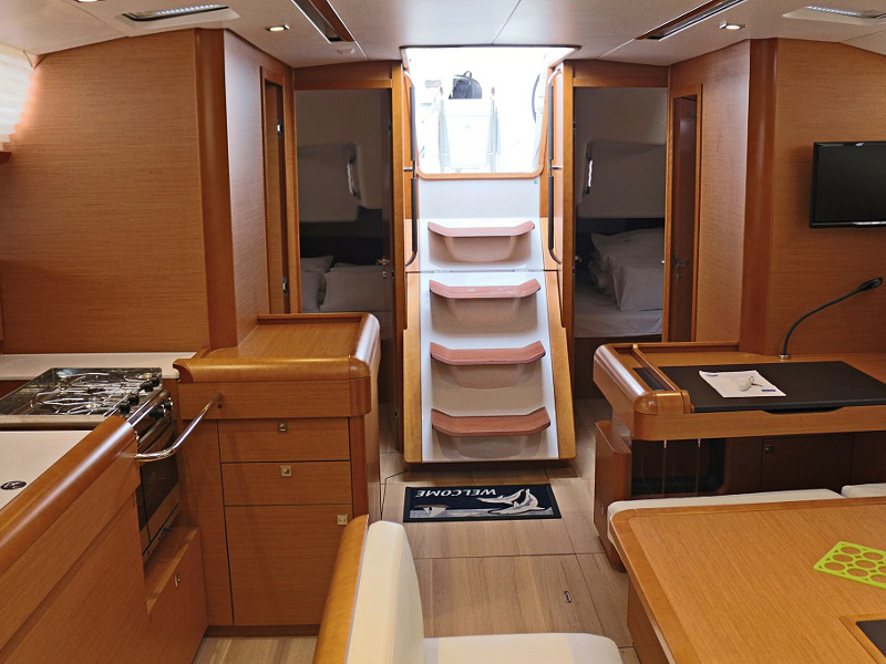 SUN ODYSSEY 509 BT — photo 2