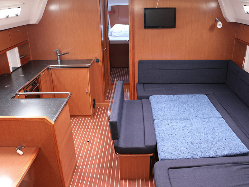 BAVARIA C 50 BT — photo 7