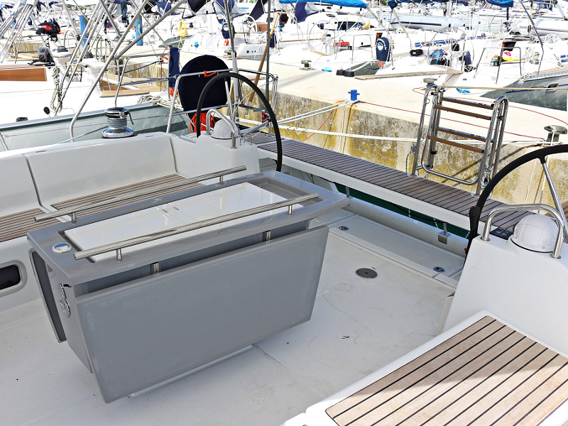 OCEANIS 48 BT — photo 14