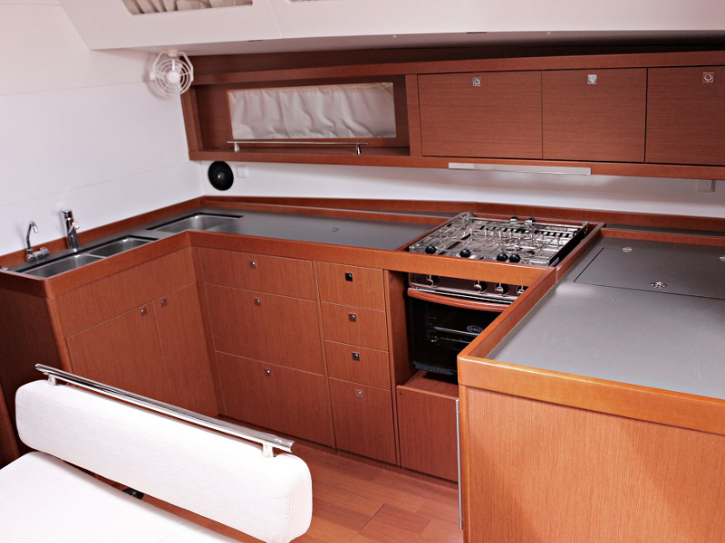 OCEANIS 48 BT — photo 2