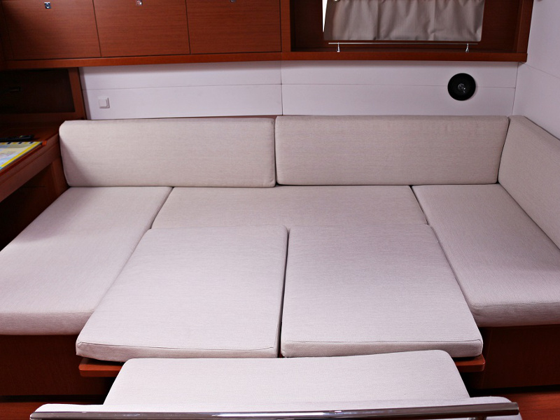 OCEANIS 48 BT — photo 12