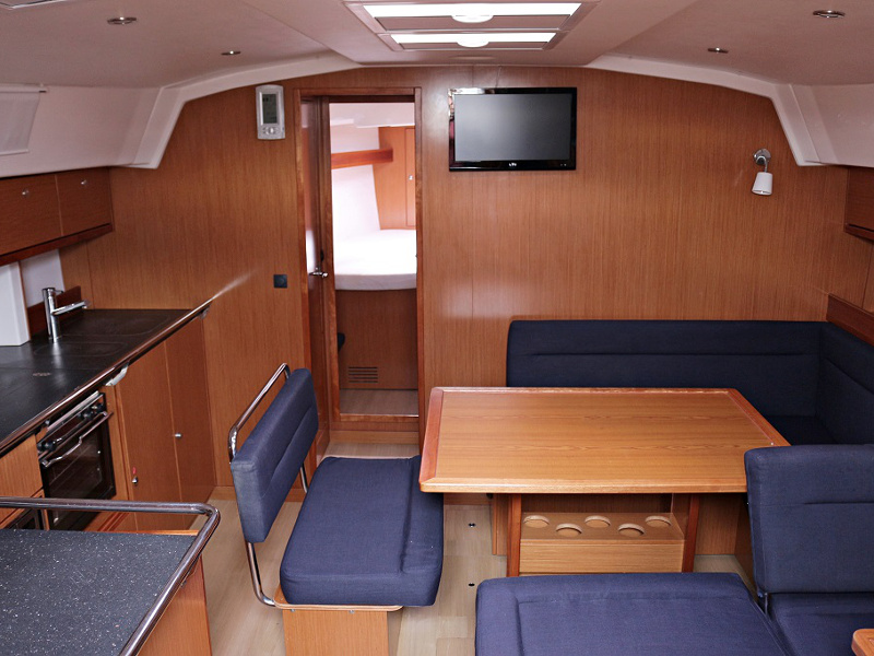 BAVARIA C 45 BT — photo 4