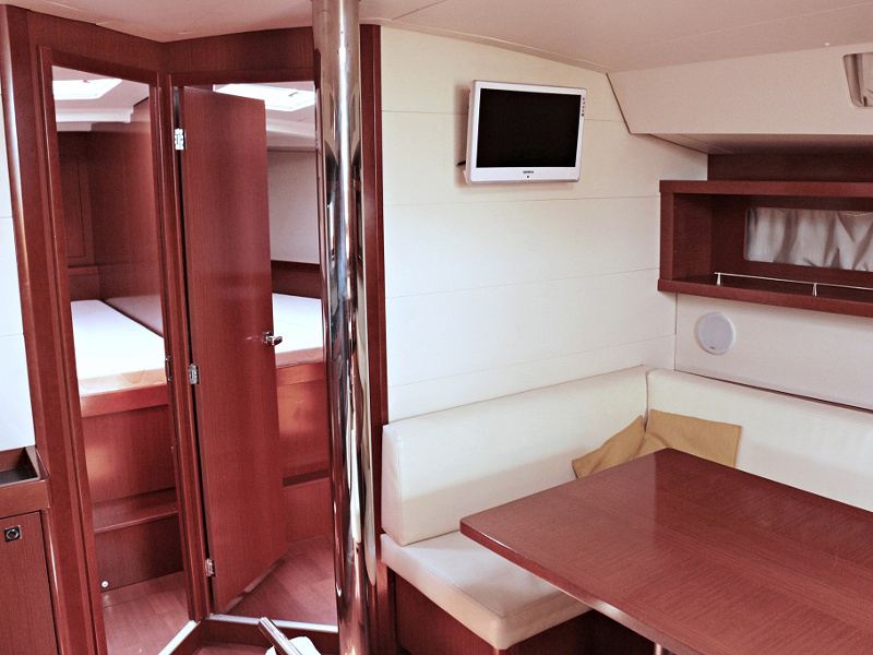 OCEANIS 45 BT — photo 17