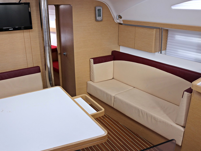 ELAN 444 Impression BT — photo 9