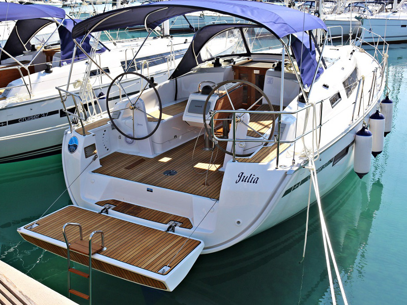 BAVARIA C 37 BT — photo 3