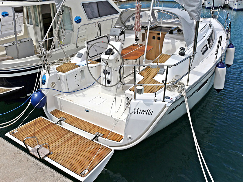 BAVARIA C 33 — photo 8