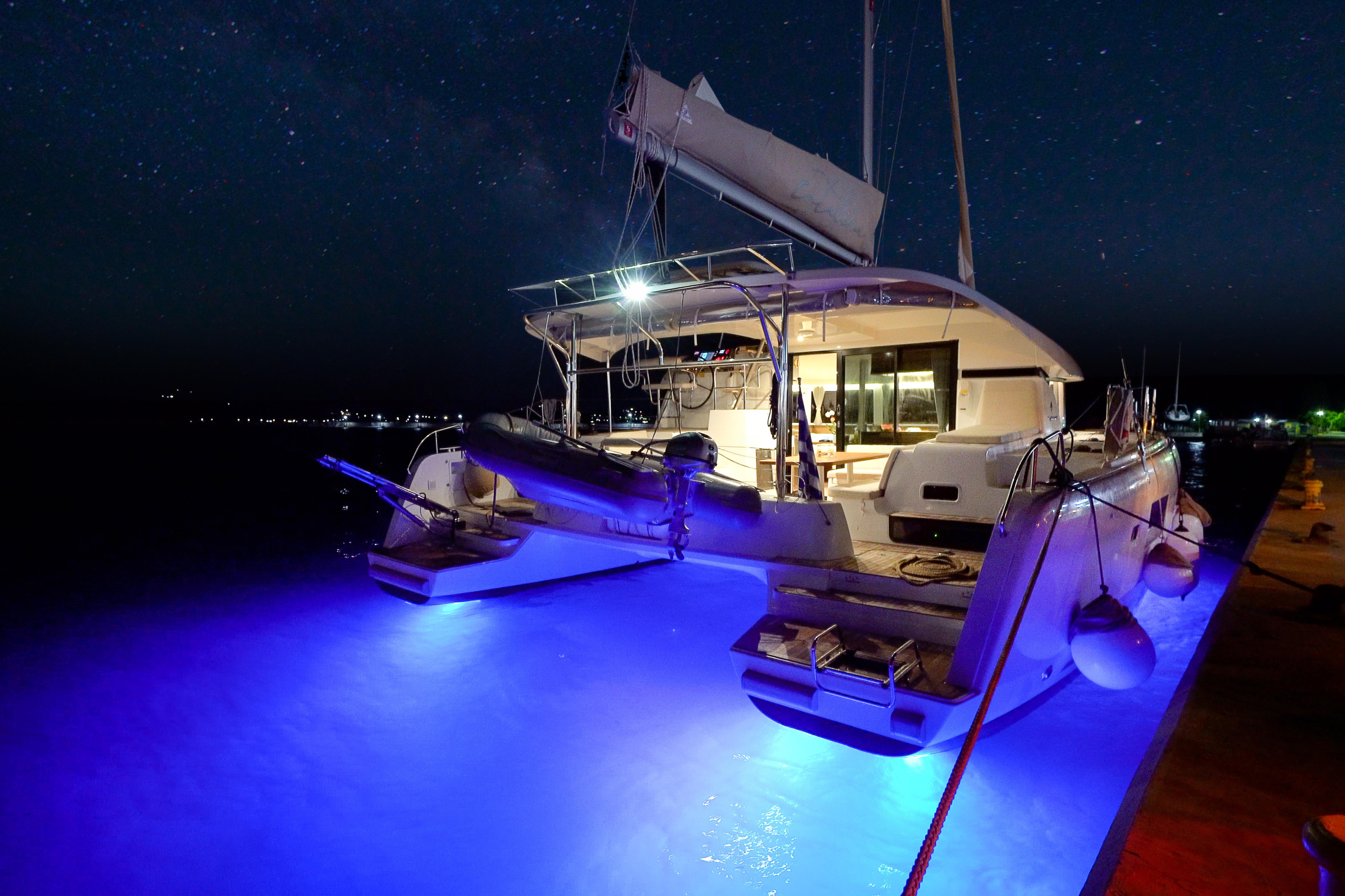 Lagoon 42 — photo 11