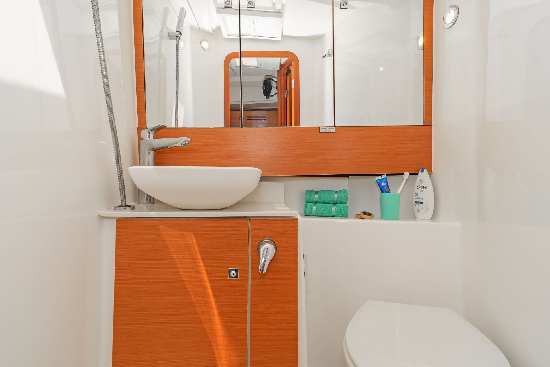 Dufour 430 — photo 9