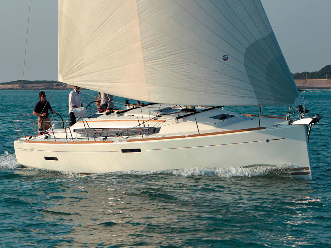 Sun Odyssey 379 — photo 1