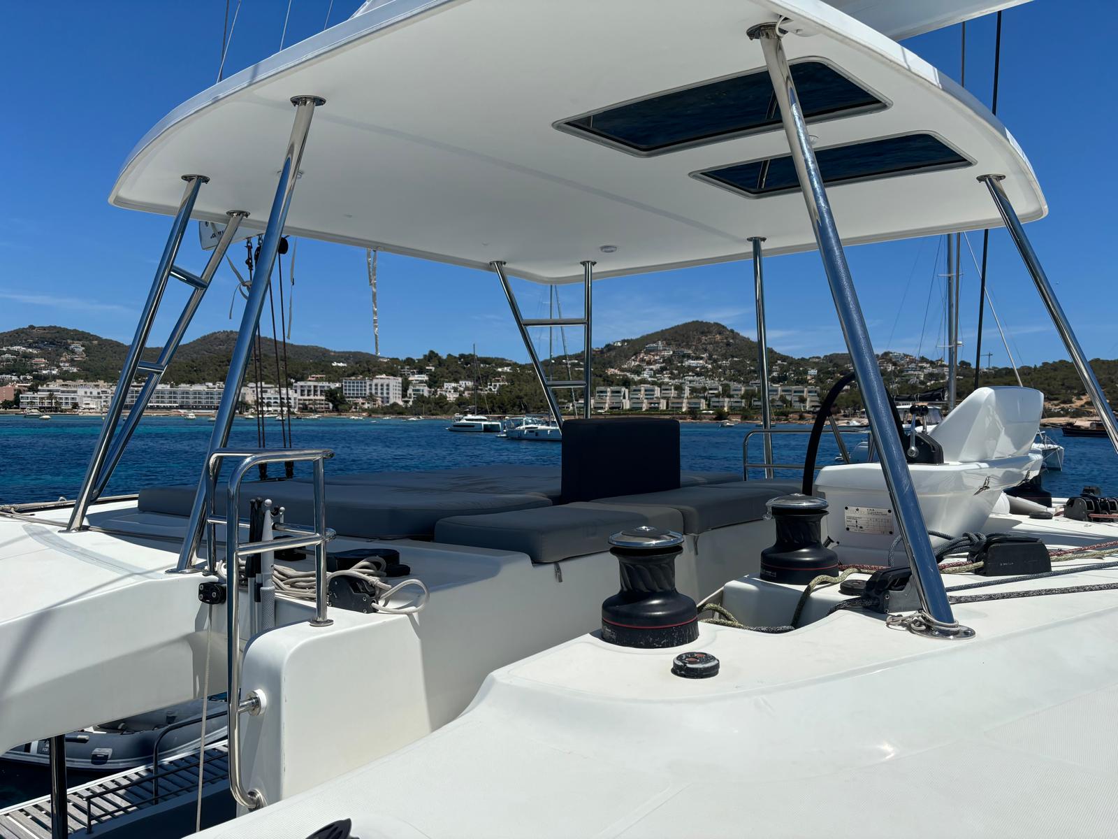 Lagoon 50 — photo 44
