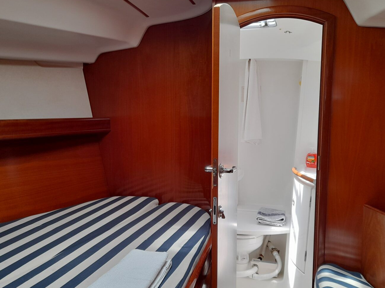 Oceanis 393 — photo 4