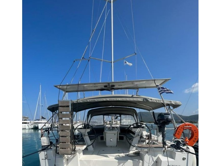 Oceanis 51.1 — photo 1