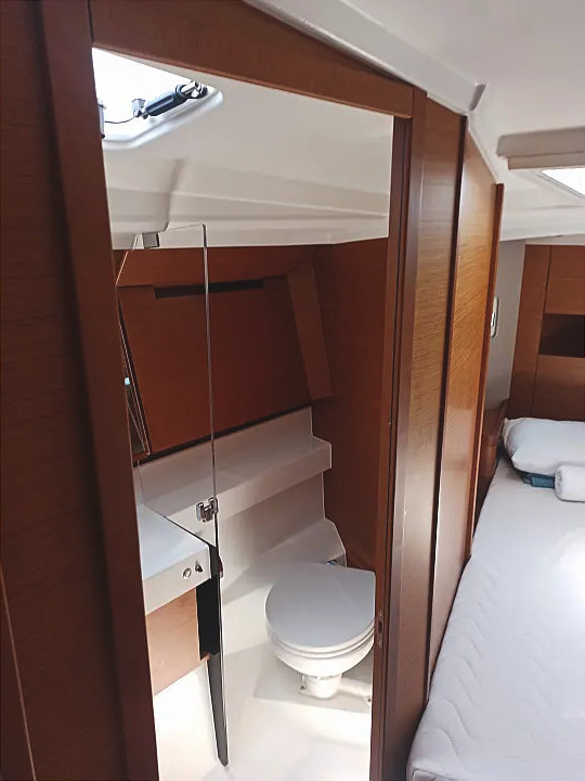 Sun Odyssey 410 — photo 13