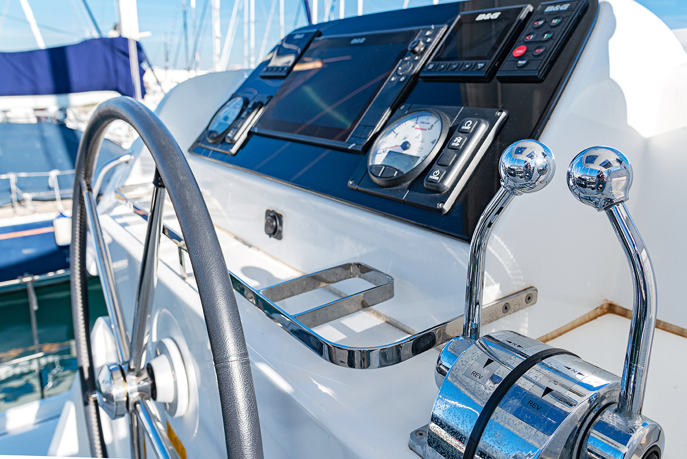 Lagoon 42 — photo 12